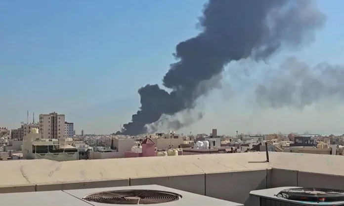 Iran Launches Fresh Attacks on Bahrain and Kuwait; Power and Water Facilities Catch Fire Iran Launches Fresh Attacks on Bahrain and Kuwait, Power and Water Plant Catches Fire