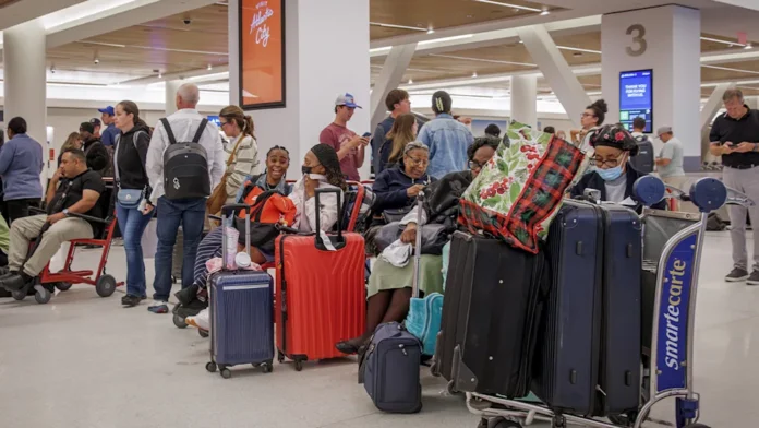 Storms Trigger Mass Flight Cancellations Across U.S. Northeast Flight cancellations at major U.S. airports due to severe thunderstorms.