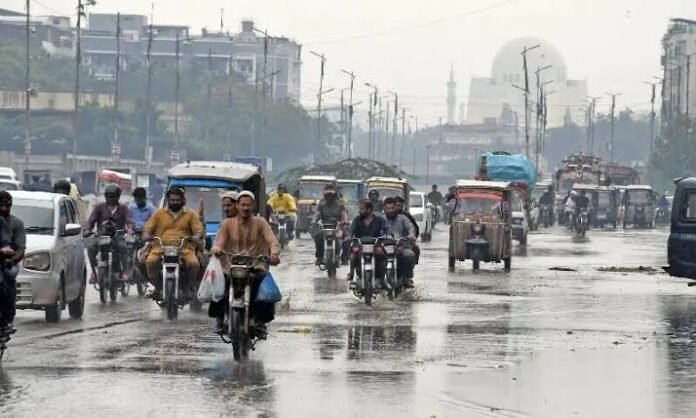 Rain and thunderstorm alert issued across Sindh as emergency services remain on high alert