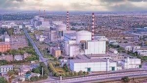 Pakistan’s nuclear security framework undergoing an IAEA IPPAS review, with nuclear facility infrastructure and Pakistan’s national flag.